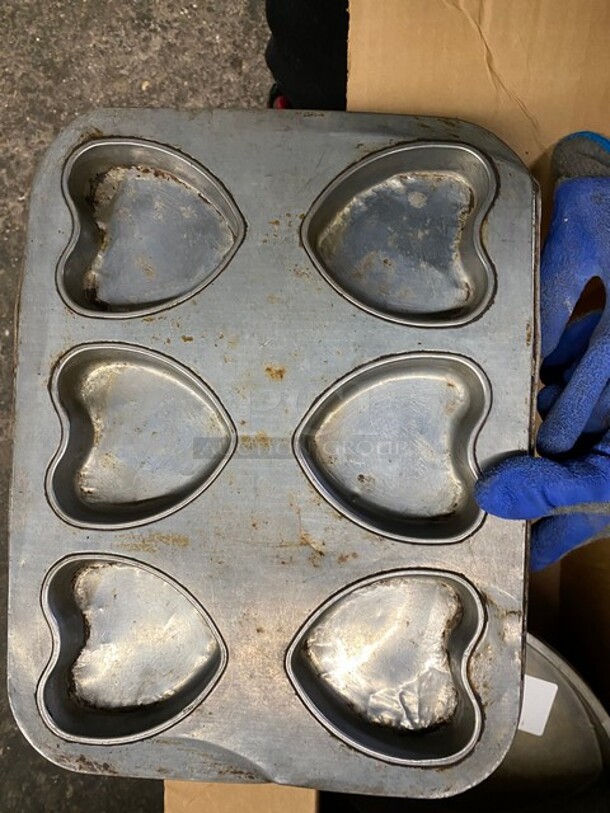 All One Money! Tin Heart Shaped Baking Molds! - Image 6 of 6
