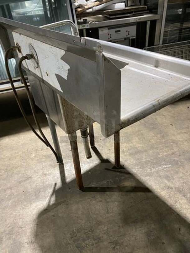 Green World Commercial Single Compartment Dish Washing Sink! With Single Side Drain Board! With Faucet And Handles! With Back Splash! All Stainless Steel! On Legs! Model: TSA1L1 - Image 4 of 9