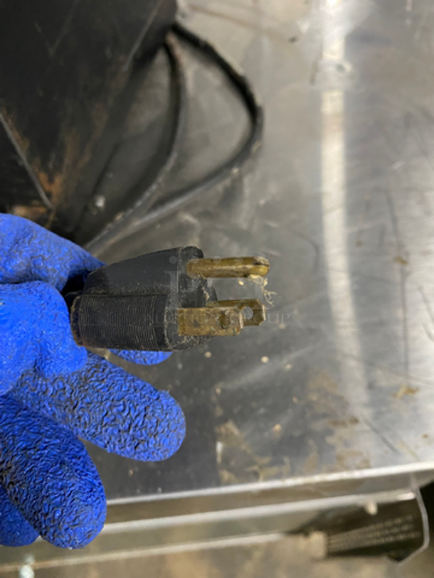 Bunn Commercial Countertop Coffee Bean Grinder! Model: G2HD SN: G300015049 120V 60HZ 1 Phase - Image 8 of 8