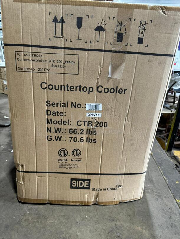 WOW! BRAND NEW! IN THE BOX! AHT Commercial Countertop Mini Reach In Cooler Merchandiser! With View Through Door! Eletric Powered! With Poly Coated Racks! Model: CTB200 SN: CTB200B11B1510V00178 115V - Image 7 of 7