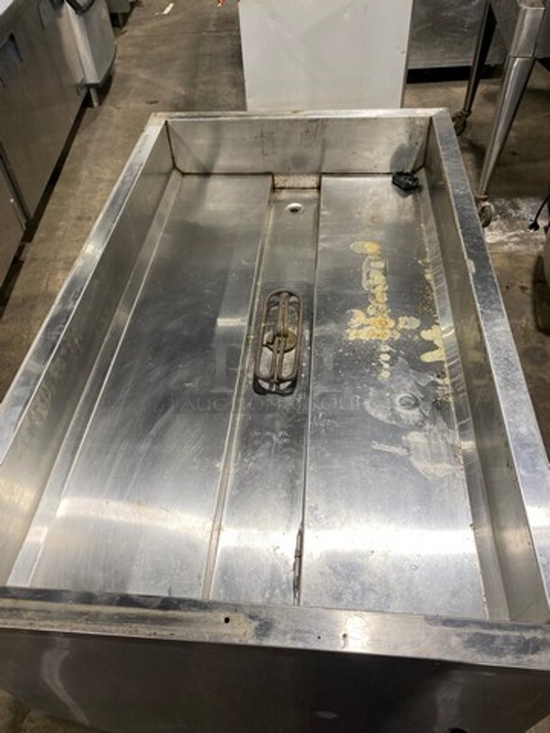 Commercial Electric Powered Steam Table! With Storage Space Underneath! All Stainless Steel! On Legs! - Image 5 of 8