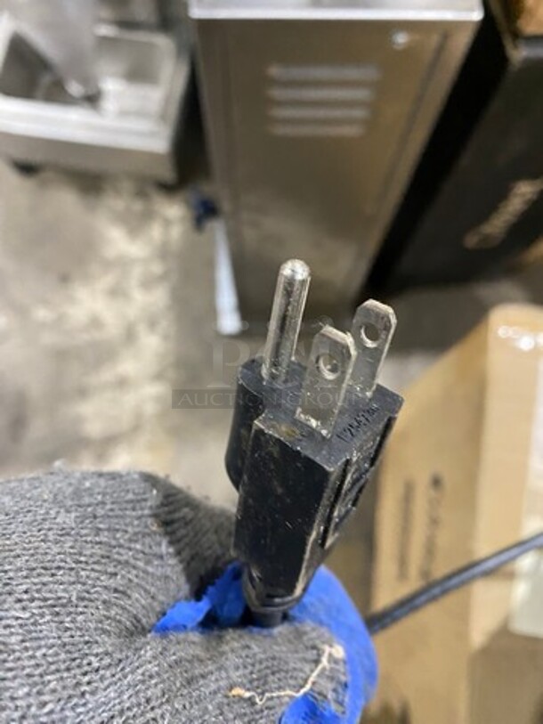 Carnival King Commercial Countertop 3.5QT Food Warmer! Model: 382RWS35 120V - Image 6 of 6