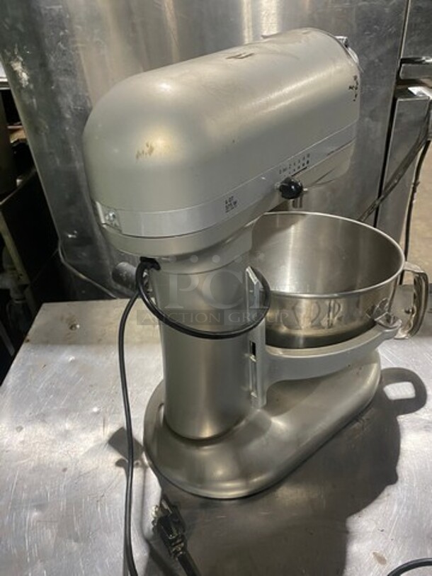 Kitchen Aid Countertop Planetary Mixer! With Mixing Bowl! With Spiral Hook And Whisk Attachment! - Image 5 of 7