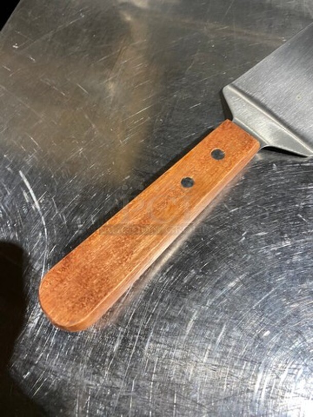 NEW! ALL ONE MONEY! Cake/ Pie Server! With Wooden Handle! - Image 5 of 5