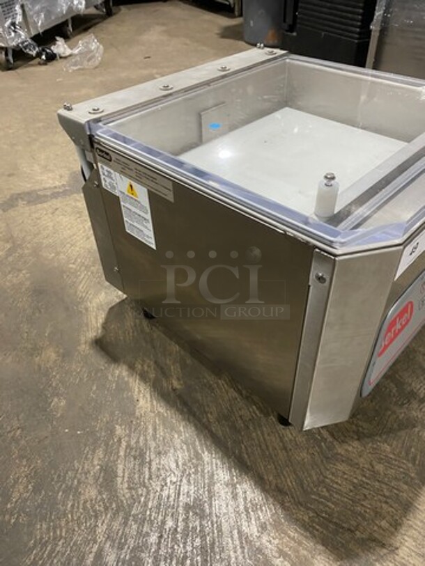 WOW! NEW! OUT OF THE BOX! LATE MODEL! 2015 Berkel Commercial Countertop Vacuum Sealer! Stainless Steel Body! Model: 350 SN: 12391EK1040439 120V 60HZ 1 Phase - Image 2 of 9