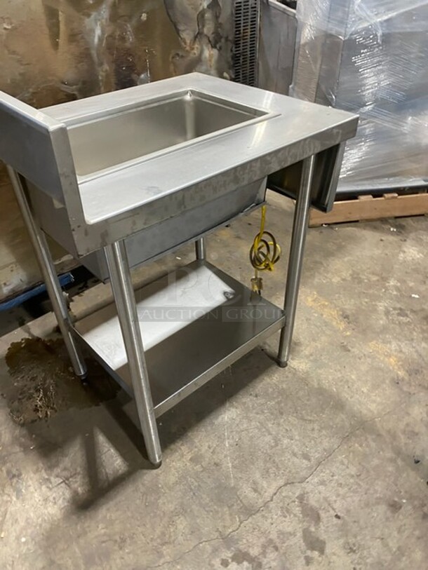 Wells Commercial Single Bay Electric Steam Table! With Backsplash! With Underneath Storage Space! All Stainless Steel! On Legs! Model MOD100TD Serial M1TD1211A0003! 120V! - Image 4 of 8