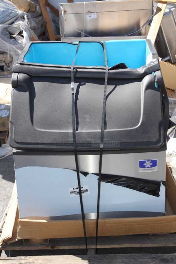 BRAND NEW SCRATCH & DENT! Manitowoc D400 Ice Storage Bin - 365 lb. S/N: 1121103695 30x34x38 - Image 2 of 8