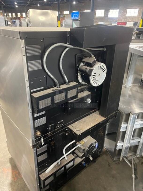 Garland Commercial Natural Gas Powered Double Deck Convection Oven! Metal Oven Racks! All Stainless Steel! 2x Your Bid Makes One Unit! - Image 3 of 10