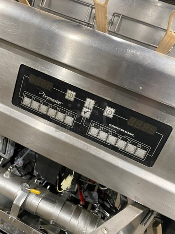 Frymaster Commercial LP Powered 3 Bay Deep Fat Fryer! With Metal Frying Baskets! All Stainless Steel! On Casters! Model: FPPH355CSD SN: 1202IE0089 - Image 10 of 12