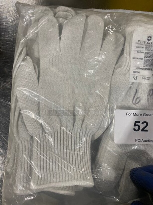 NEW! Victorinox Protective Cutlery Ultra Shield Cut Resistant Gloves! - Image 2 of 4