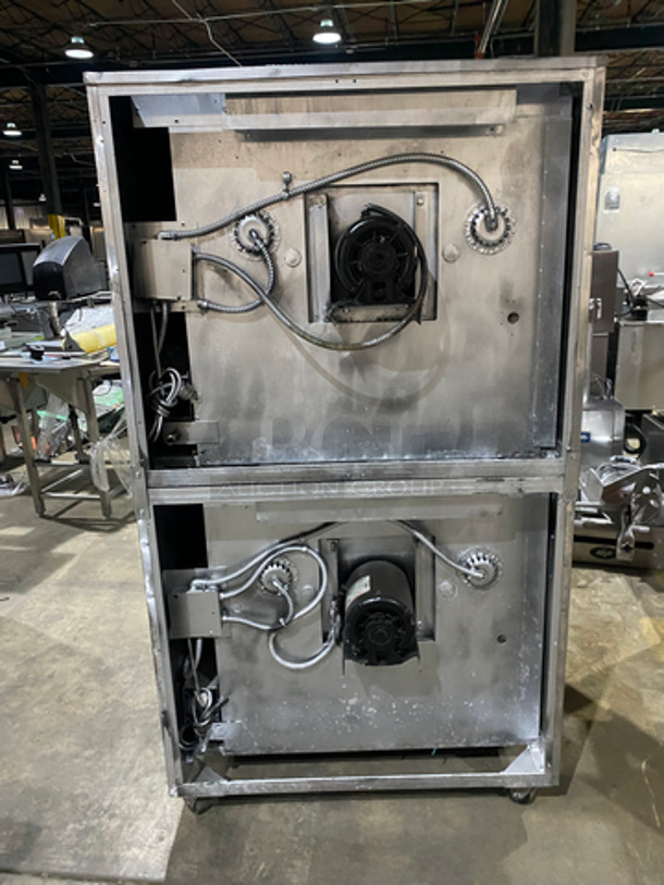 Blodgett Commercial Natural Gas-Powered Double Deck Convection Ovens! With 2 Solid Doors! With Metal Oven Racks And Thermostatic Controls! All Stainless Steel! On Casters! 2x Your Bid! - Image 3 of 9