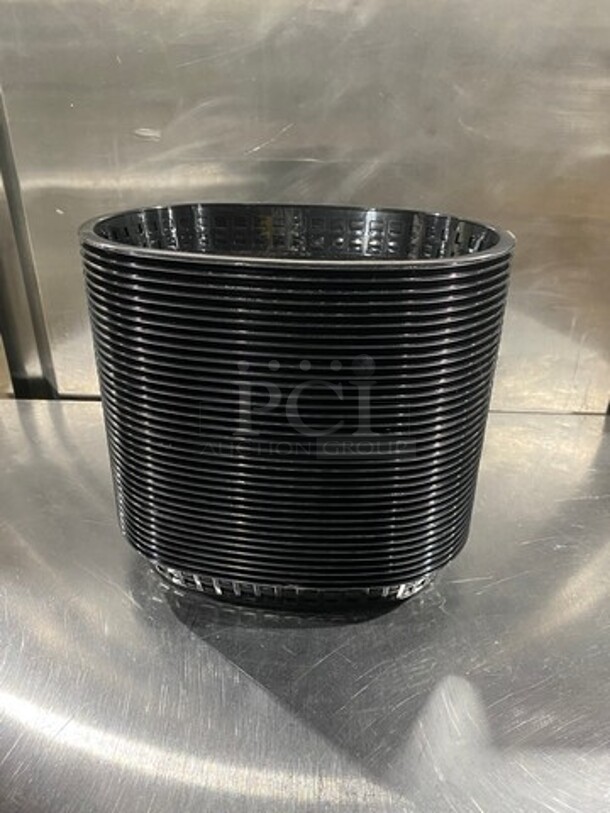 NEW! IN THE BOX! ALL ONE MONEY! 3 DZ Tablecraft Black Poly Oval Fast Food Serving Baskets! - Image 3 of 7