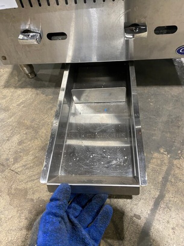 Cook Rite Commercial Countertop Natural Gas Powered Flat Top Griddle! With Back And Side Splashes! All Stainless Steel! On Legs! - Image 8 of 10