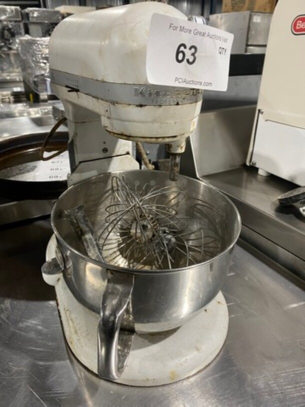 Kitchen Aid Countertop Planetary Mixer! With Mixing Bowl! With Paddle And Whisk Attachments! - Image 1 of 8