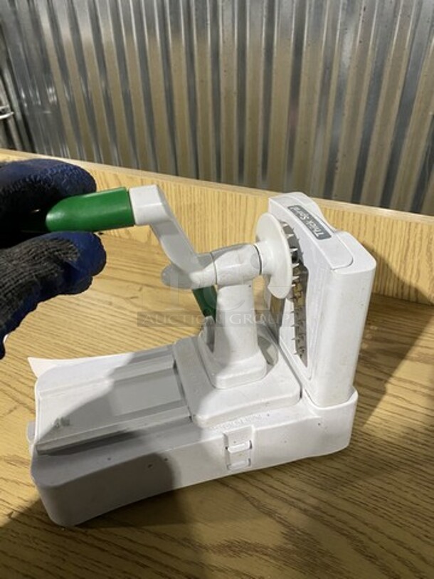 Ribbon Cut! Food Grater!  - Image 5 of 7