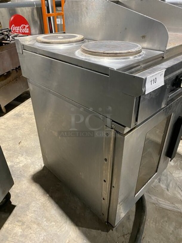 WOW! Lang Commercial Electric Powered 2 Burner Stove With Right Side Flat Griddle! Griddle Has Back And Side Splashes! With Oven Underneath! Metal Oven Racks! All Stainless Steel! Model: RT30G208VCF SN: RT300609A0029 208V 60HZ 3 Phase - Image 2 of 12