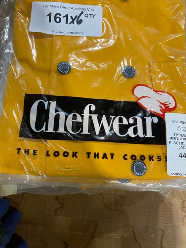 NEW! Chefwear Mens  Long Sleeve Plastic Button Jacket! Size Large 6x Your Bid! MODEL 4410  - Image 2 of 5