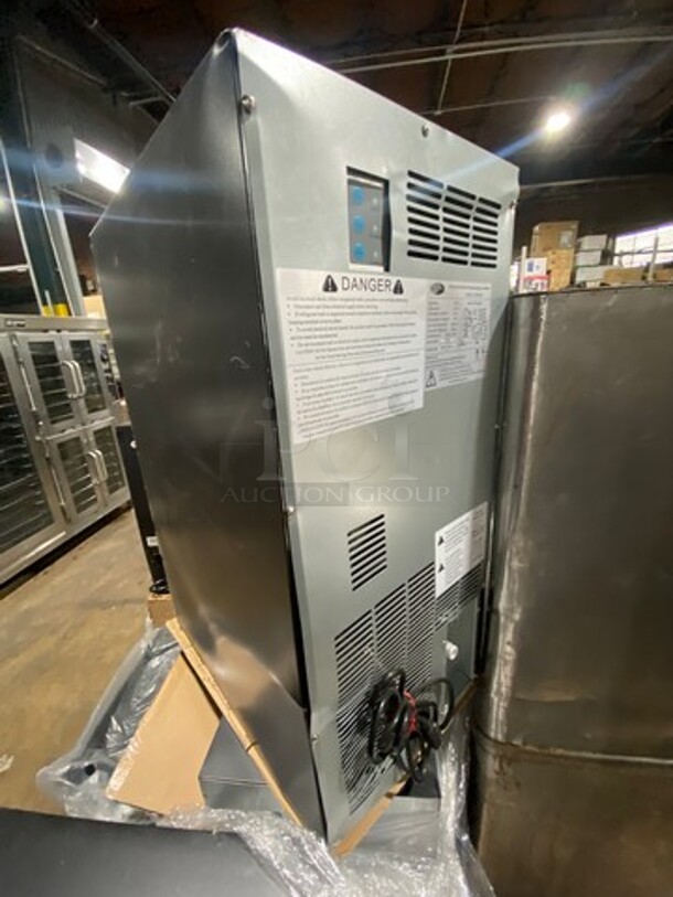 NEW! OUT OF THE BOX! SCRATCH-N-DENT! Whynter Undercounter Built In Ice Maker! 25LB Ice Capacity! All Stainless Steel! Model: UIM502SS 115V - Image 4 of 9