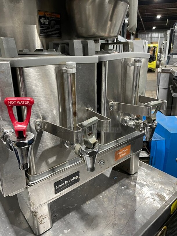 Bunn Starbucks Style Commercial Countertop Soft Heat Dual Coffee Brewer! With Hot Water Dispenser! With 1 Smart Funnel! With 2 Soft Heat Portable Servers! All Stainless Steel! On Legs! 120/208V 1 Phase! Model: DUAL SH DBC, 120/208GRY(SBUX)! - Image 5 of 7