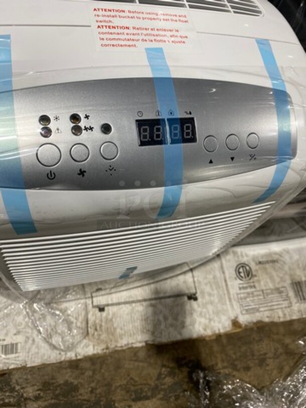 NEW! OUT OF THE BOX! SCRATCH-N-DENT! Whynter 70 Pint Portable Dehumidifier Unit! With Built In Pump! Model: RPD702WP 115V - Image 6 of 8