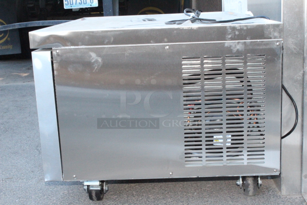 BRAND NEW SCRATCH & DENT! Avantco CBE-48-HC 48" 2 Drawer Refrigerated Chef Base. 115v S/N: 945852485 7032 2312 48-3/8x32-1/8x25-3/16 - Image 6 of 7
