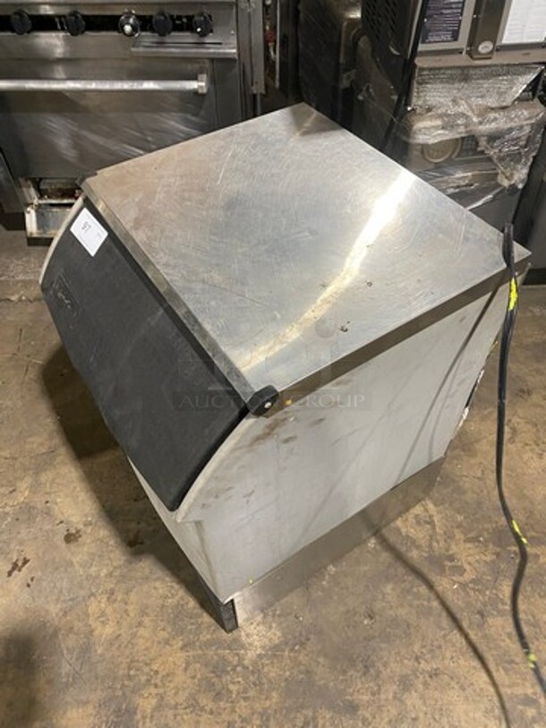 Cornelius Model CCU0220AH11 Stainless Steel Commercial Self Contained Ice Machine! MODEL CCU022AH11 SN:87B1108GC065 115V 1PH  - Image 10 of 10