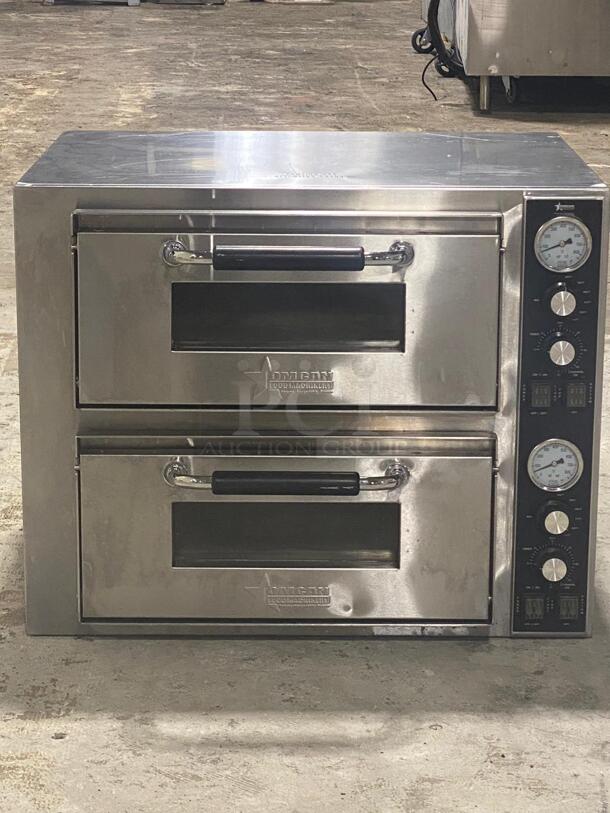 Omcan Countertop Double Quartz Pizza Oven 39580 - Image 1 of 6
