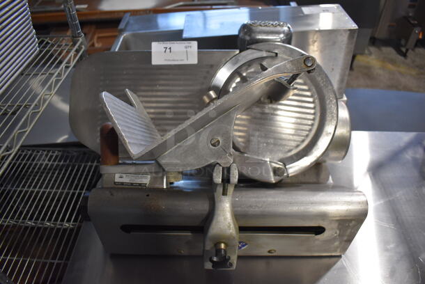Globe 500 Stainless Steel Commercial Countertop Automatic Meat Slicer w/ Blade Sharpener. 115 Volts, 1 Phase. 20x25x20. Tested and Working!