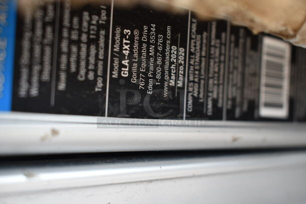 BRAND NEW SCRATCH AND DENT! Gorilla Ladders GLA-4XT-3 4.5' Aluminum Ladder - Image 3 of 3
