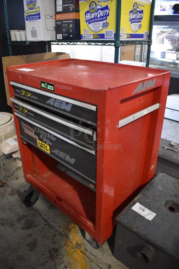 Razo Red Metal Portable Toolbox on Commercial Casters. 27x19x34 - Image 4 of 8