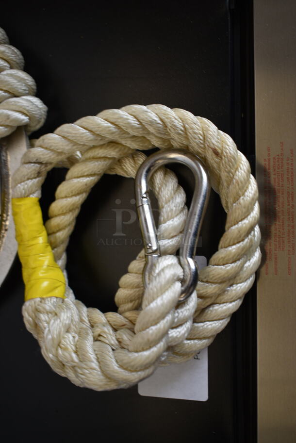 Hook and Rope - Image 4 of 7