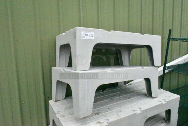 6 Cambro Gray Poly Dunnage Racks. Includes 48x21x12. 6 Times Your Bid!  - Image 2 of 7