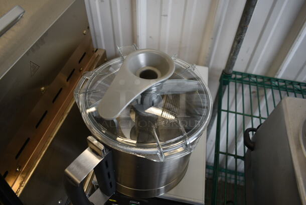 BRAND NEW SCRATCH AND DENT! Robot Coupe Blixer 4 Series A Stainless Steel Commercial Countertop Food Processor w/ Bowl, Lid and S Blade. 120 Volts, 1 Phase. Tested and Working! - Image 6 of 9