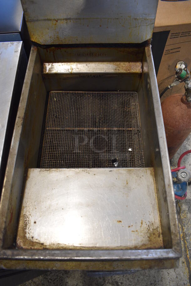 Imperial Stainless Steel Commercial Natural Gas Powered Deep Fat Fryer on Commercial Casters. 15.5x31x43 - Image 4 of 7