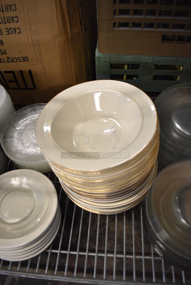 ALL ONE MONEY! Tier Lot of Various Items Including Glass and Ceramic Plates - Image 5 of 10