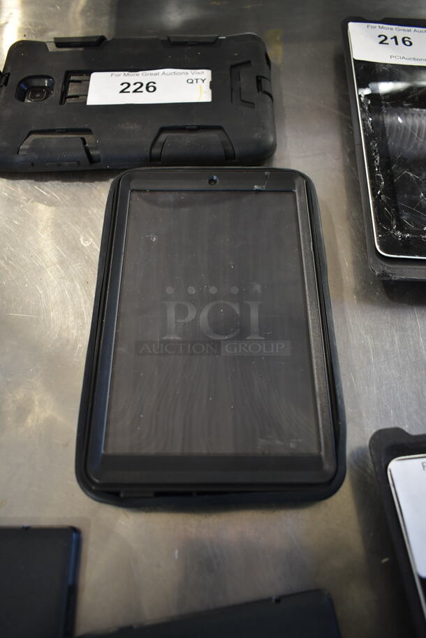 Samsung SMT387V Tablet.  - Image 1 of 3
