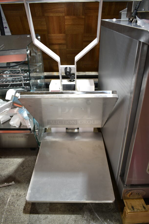 BRAND NEW SCRATCH AND DENT! Estella 348DPC1620T Metal Commercial Countertop 16" x 20" Dual-Heat Manual Clamshell Tortilla Dough Press. 240 Volts, 1 Phase.  - Image 3 of 5