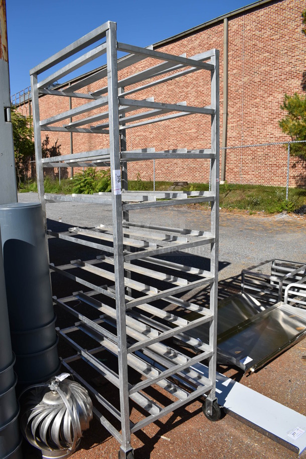 Metal Commercial Rack on Commercial Casters. 25.5x35.5x82 - Image 2 of 4