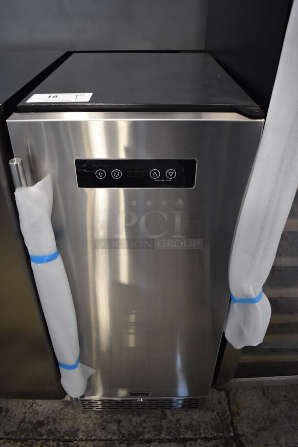 BRAND NEW! Whynter BEF-286SB Stainless Steel Beverage Cooler. 115 Volts, 1 Phase. 15x24x34. Tested and Working! - Image 2 of 8