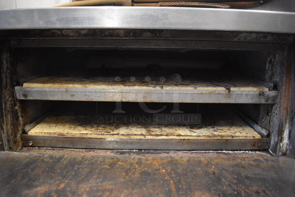 Bakers Pride Stainless Steel Commercial Countertop Pizza Oven w/ Cooking Stones. 208 Volts, 1 Phase. 26x28x21 - Image 5 of 6