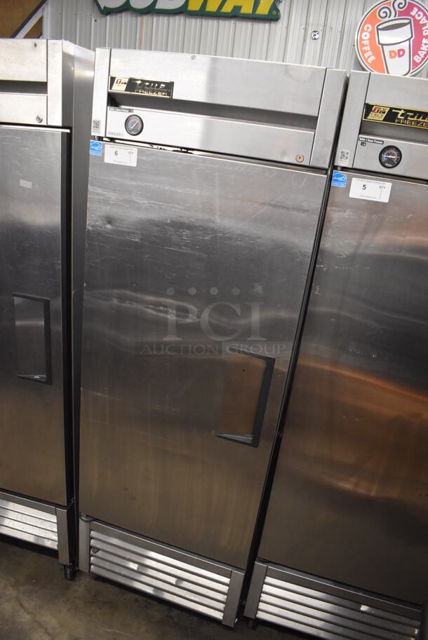2013 True T-23F ENERGY STAR Stainless Steel Commercial Single Door Reach In Freezer w/ Poly Coated Racks on Commercial Casters. 115 Volts, 1 Phase. 27x30x83.5. Tested and Working! - Image 2 of 5