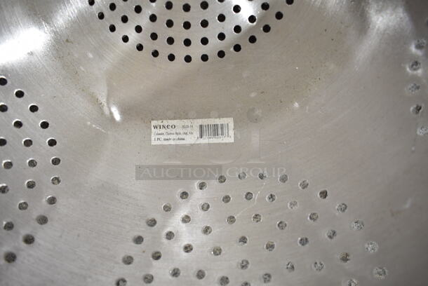 10 BRAND NEW! Metal Colanders. 10 Times Your Bid! - Image 10 of 10