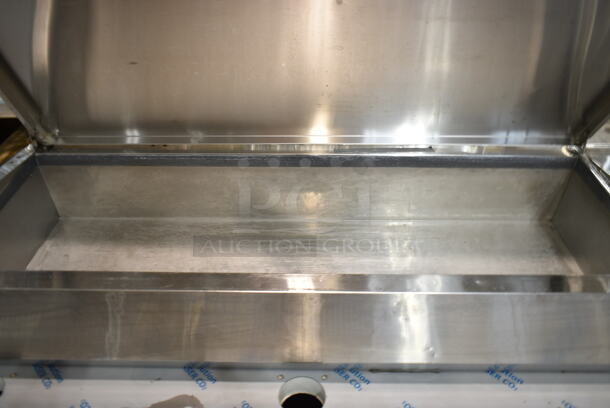 Arctic Air ACP55 Stainless Steel Commercial Countertop Refrigerated Rail. 115 Volts, 1 Phase. Tested and Working! - Image 3 of 4