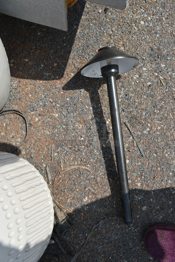 ALL ONE MONEY! Lot of 8 Light Fixtures.  - Image 2 of 4