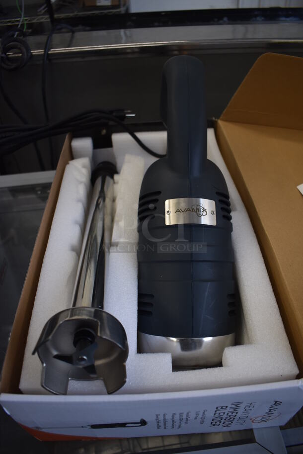 BRAND NEW SCRATCH AND DENT! AvaMix 928PIBPP850 IB850AV Stainless Steel Commercial Heavy-Duty Variable Speed Immersion Blender. 120 Volts, 1 Phase. 9x10x34. Tested and Working!