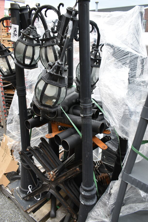 ALL ONE MONEY! PALLET LOT of 4 Large Lamps, 10 Table Columns, 3 Table Columns w/ Bases, 10 Screws, 9 X Column Feet, 10 Silver X Table Column Tops.  - Image 5 of 7
