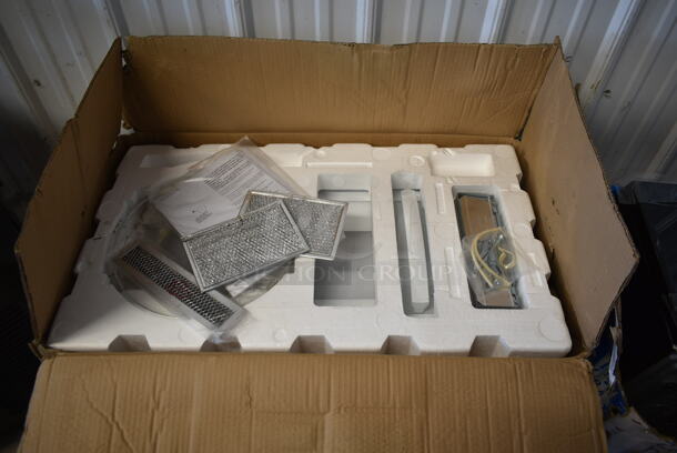BRAND NEW SCRATCH AND DENT! General Electric GE JVM3160DF Metal Microwave Oven. - Image 2 of 9