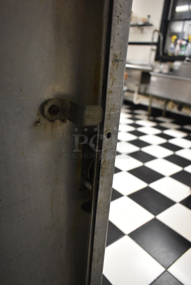 Bucksco Metal Commercial Enclosed Pan Transport Rack on Commercial Casters. (kitchen) - Image 4 of 5