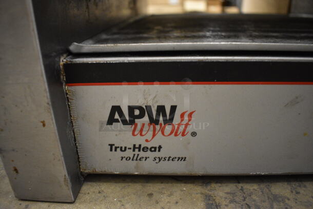 APW Wyott Stainless Steel Commercial Countertop Hot Dog Roller w/ Clear Poly Dome Cover. 24x30x18.5. Tested and Working! - Image 4 of 6