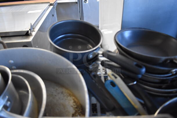 ALL ONE MONEY! Tier Lot of Various Items Including Metal Skillets, Metal Stock Pot, Fry Baskets, China Cap Strainer - Image 10 of 12